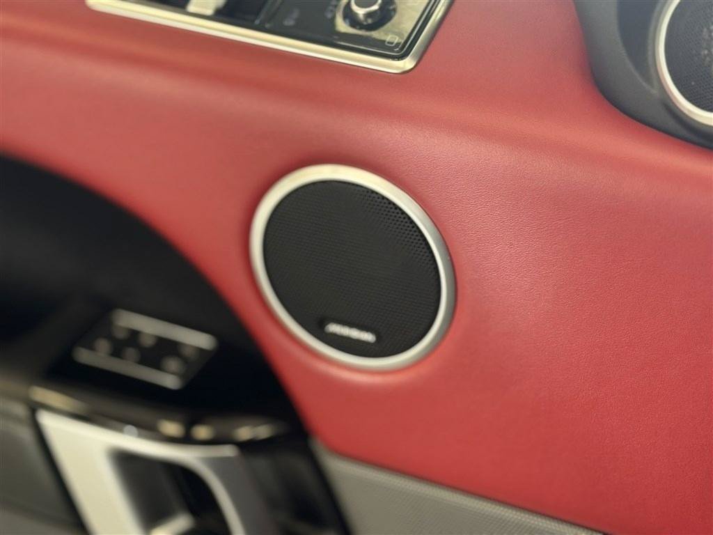 Used 2020 Land Rover Range Rover Sport HSE Dynamic AWD/4WD image 12