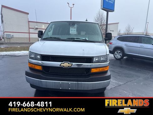 Used 2024 Chevrolet Express 3500 LT w/ LT Preferred Equipment Group image 2