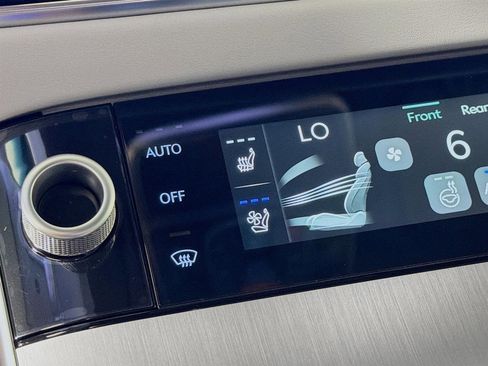 New 2026 Genesis GV70 2.5T Advanced AWD/4WD image 23