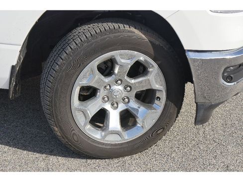 Used 2021 RAM 1500 Big Horn image 30