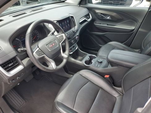 Used 2022 GMC Terrain SLT w/ LPO, Floor Liner Package FWD image 22