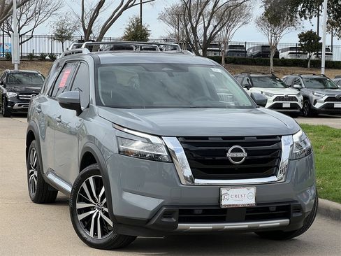 Certified 2023 Nissan Pathfinder Platinum w/ Cargo Package image 2