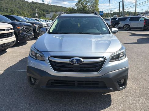 Used 2020 Subaru Outback Premium AWD/4WD image 5