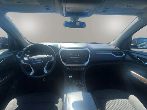 Used 2017 GMC Acadia SLE w/ LPO, Floor Liner Package image 9