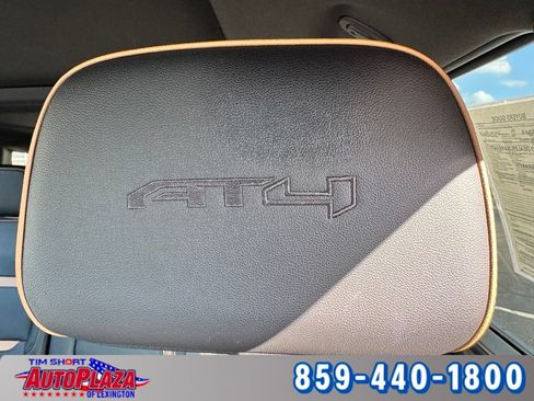 Used 2024 GMC Yukon XL AT4 w/ AT4 Premium Plus Package AWD/4WD image 33