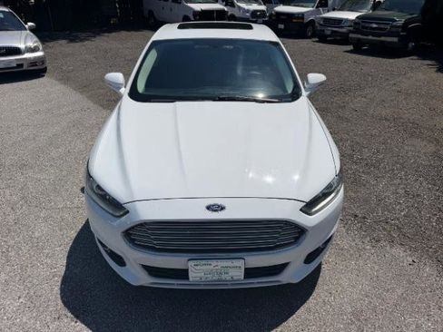 Used 2016 Ford Fusion Titanium FWD image 9