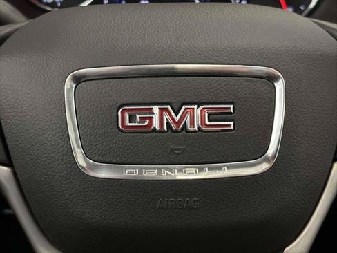 Used 2022 GMC Terrain Denali w/ LPO, 'HIT The Road' Package AWD/4WD image 23