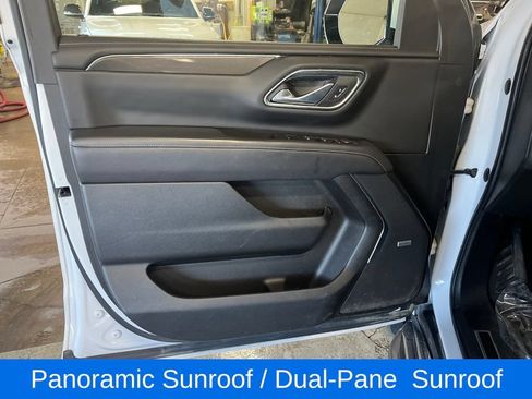 Used 2023 GMC Yukon AT4 w/ Technology Package AWD/4WD image 13