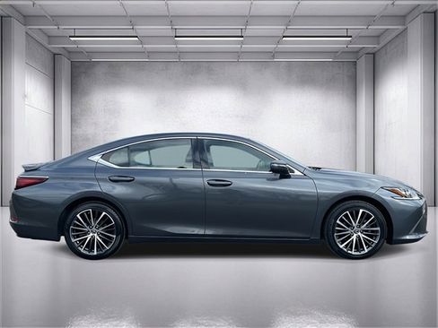 Used 2022 Lexus ES 350 w/ Premium Package image 2