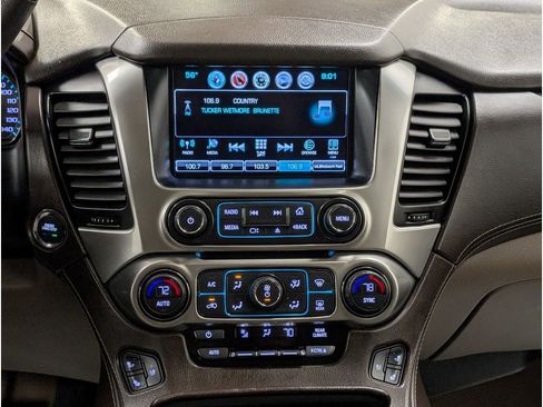 Used 2017 Chevrolet Suburban Premier image 13