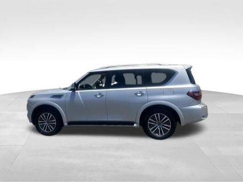 Used 2024 Nissan Armada SL w/ Captain's Chairs Package AWD/4WD image 11
