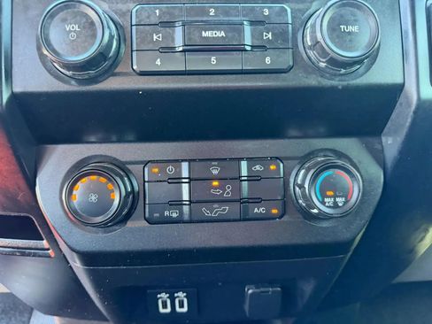 Used 2020 Ford F150 XL w/ Equipment Group 101A Mid AWD/4WD image 26