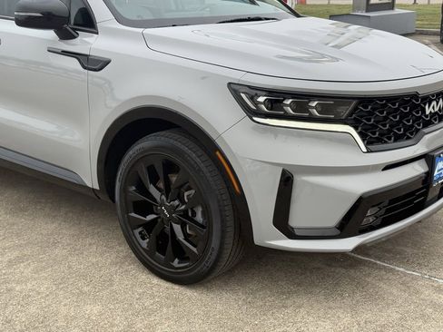 Used 2022 Kia Sorento SX image 6