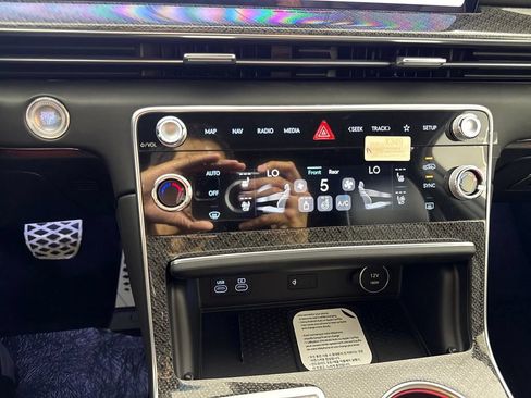 New 2026 Genesis GV80 3.5T e-SC AWD/4WD image 22
