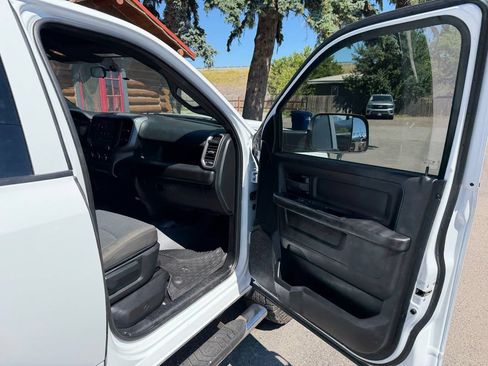Used 2022 RAM 2500 Tradesman AWD/4WD image 28