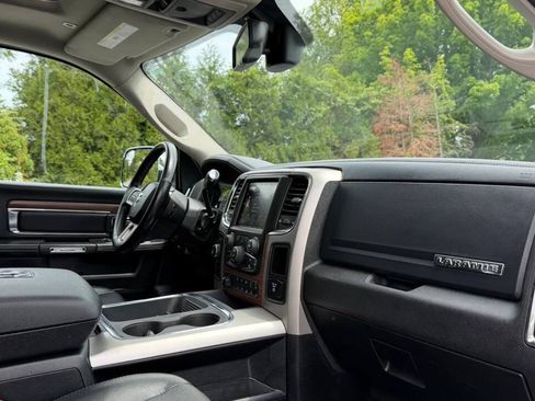 Used 2018 RAM 3500 Laramie AWD/4WD image 37