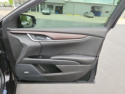 Used 2019 Cadillac XTS Luxury FWD image 27