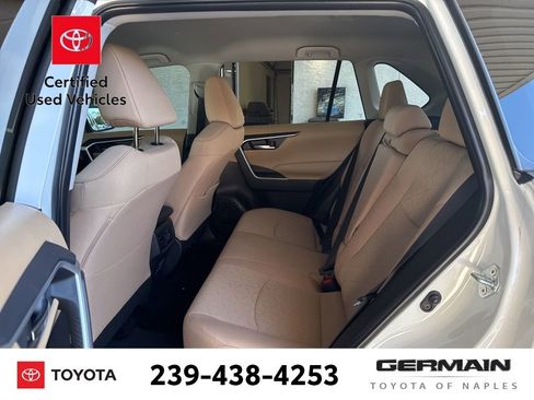 Used 2025 Toyota RAV4 XLE image 15