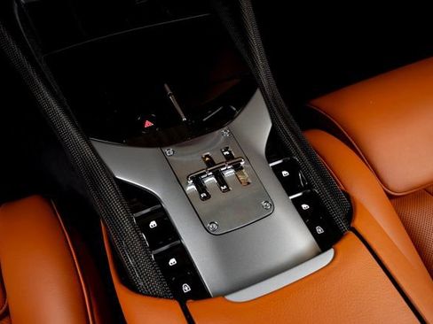 Certified 2025 Ferrari Purosangue AWD/4WD image 45
