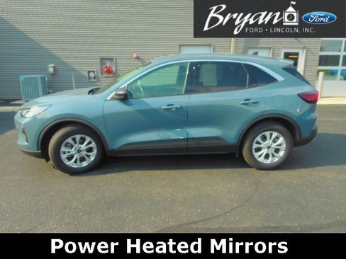 Used 2023 Ford Escape Active w/ Tech Pack #1 image 2