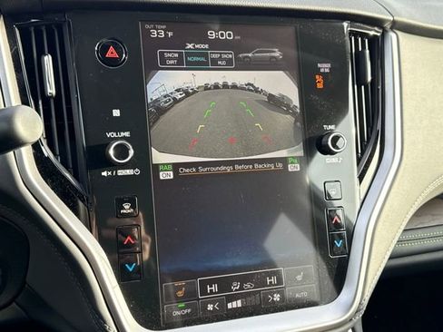 Used 2025 Subaru Outback Onyx Edition w/ Tech Package 2 image 29