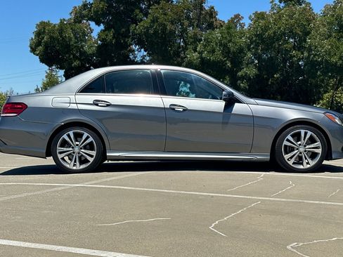 Used 2016 Mercedes-Benz E 350 Sedan image 7