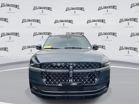 New 2026 Lincoln Navigator L Reserve w/ Jet Appearance Package image 8