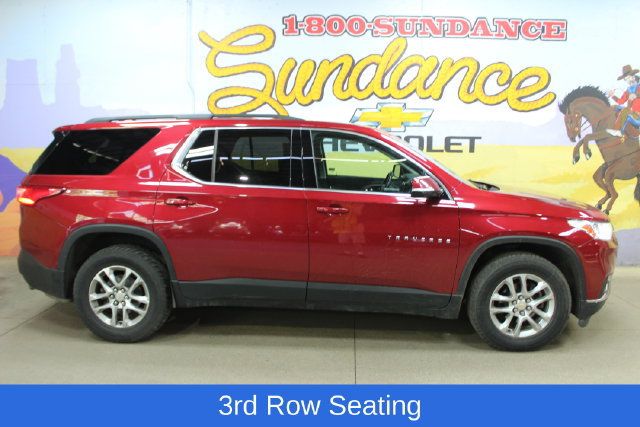 Used 2020 Chevrolet Traverse LT FWD image 1