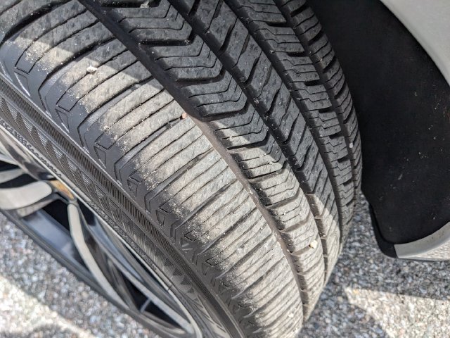 Used 2023 Porsche Macan Turbo AWD/4WD image 37