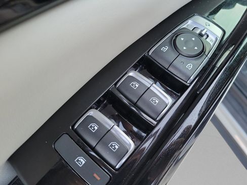Used 2022 Kia Carnival SX FWD image 14