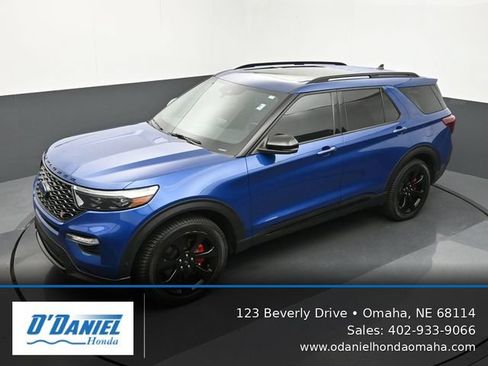 Used 2021 Ford Explorer ST w/ Equipment Group 401A AWD/4WD image 16