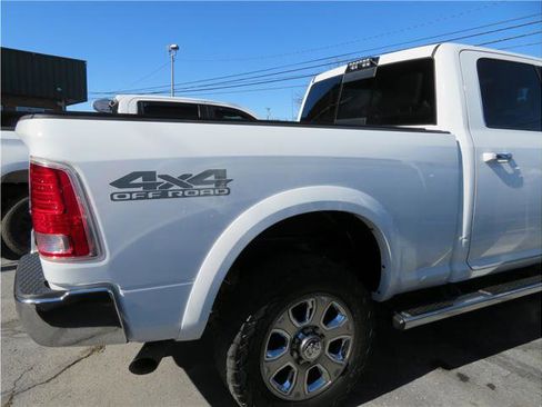 Used 2018 RAM 2500 Laramie w/ Off Road Package image 21
