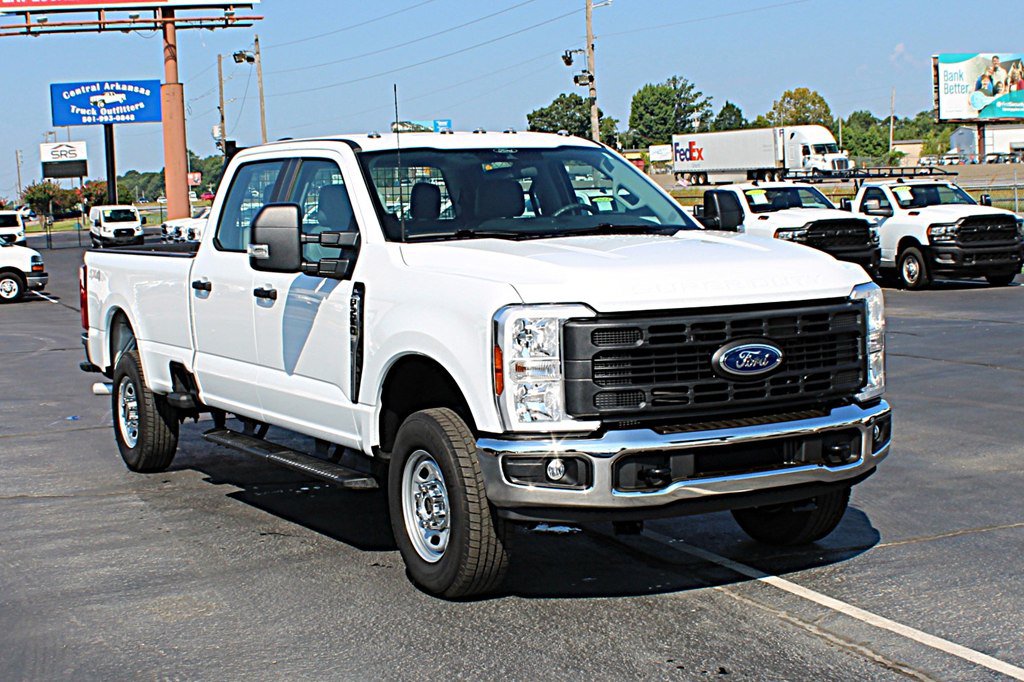 Used 2026 Ford F250 XL w/ XL Chrome Package AWD/4WD image 3