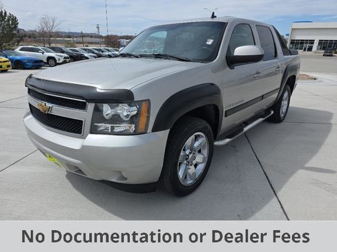 Used 2007 Chevrolet Avalanche LT w/ LT Preferred Equipment Group AWD/4WD image 1