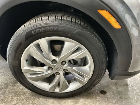 Used 2024 Buick Encore GX Preferred FWD image 12