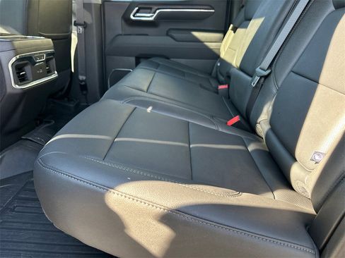 Used 2025 GMC Sierra 1500 SLT w/ SLT Premium Plus Package image 21