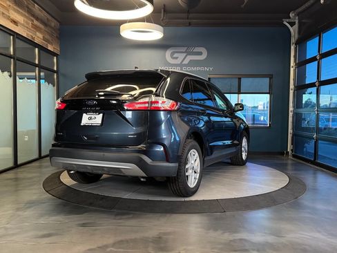 Used 2022 Ford Edge SEL w/ Convenience Package AWD/4WD image 3