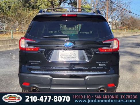 Used 2024 Subaru Ascent Onyx Edition image 4