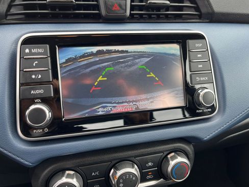 Used 2025 Nissan Versa SV image 20