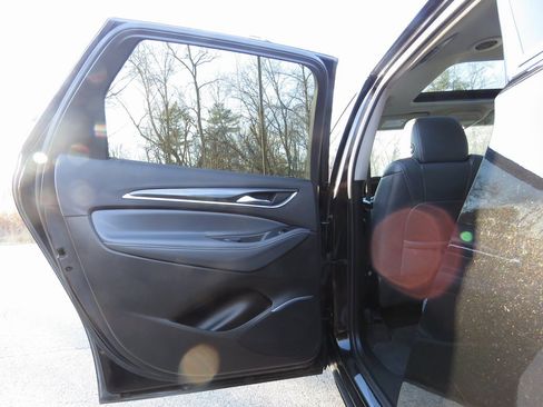 Used 2021 Buick Enclave Premium w/ Sun and Sites Package image 19