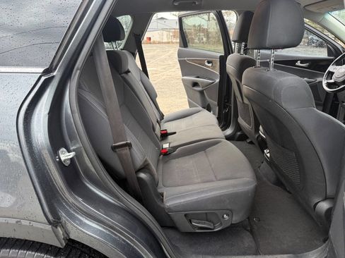 Used 2020 Kia Sorento S image 20