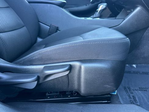 Used 2024 Chevrolet Malibu LT image 22