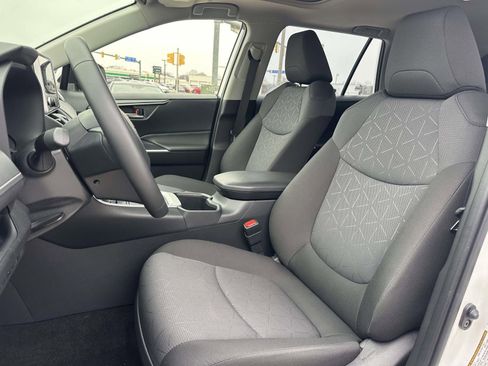 Used 2024 Toyota RAV4 XLE w/ Convenience Package image 14