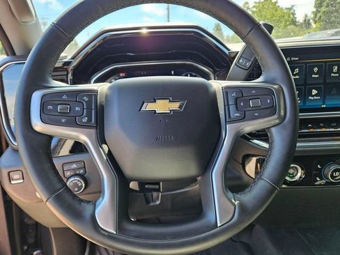 Used 2024 Chevrolet Silverado 1500 LT w/ Z71 Off-Road Package AWD/4WD image 29