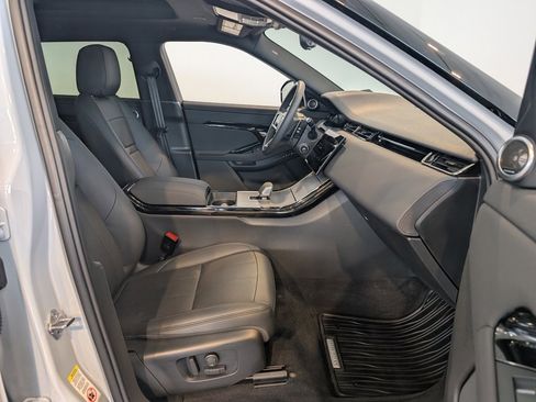 Used 2025 Land Rover Range Rover Evoque S image 31