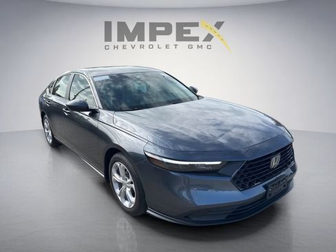 Used 2025 Honda Accord LX image 4