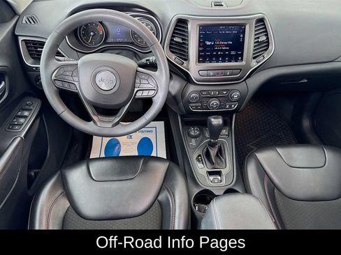 Used 2022 Jeep Cherokee Trailhawk w/ Sun, Sound & Nav Group AWD/4WD image 28