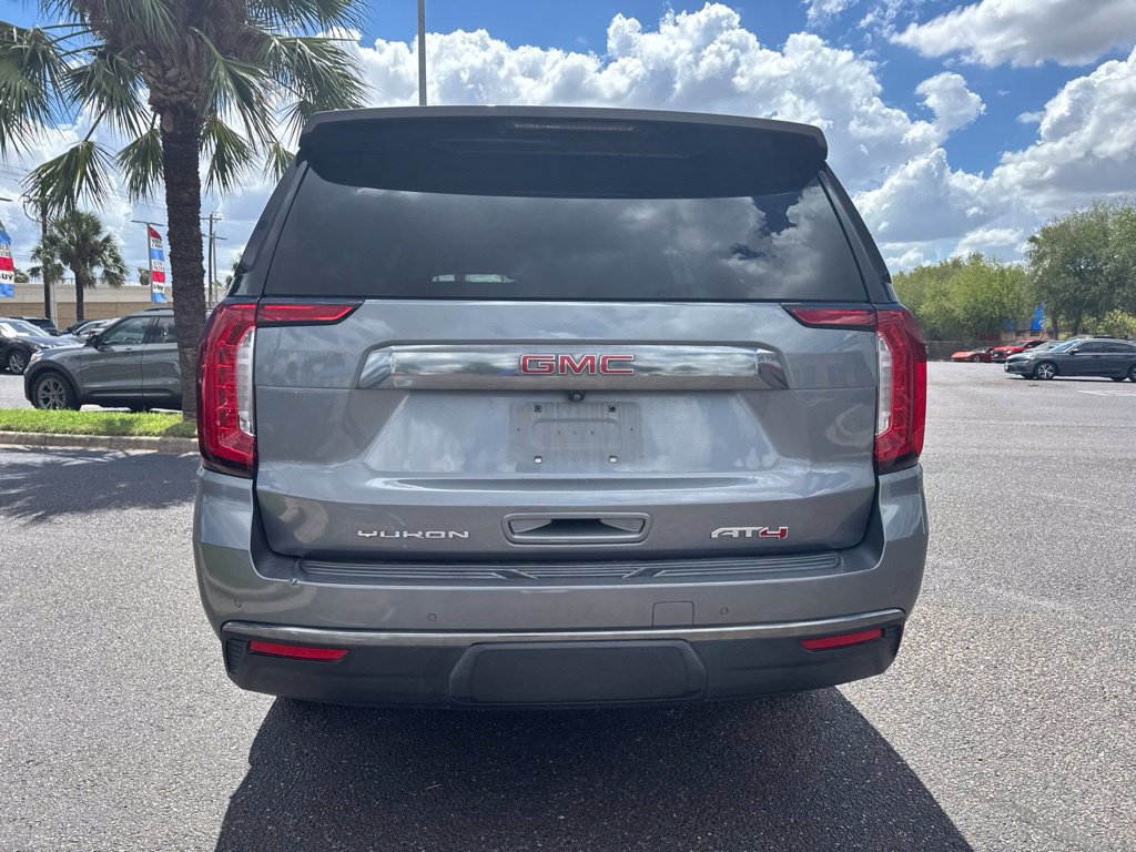 Used 2022 GMC Yukon XL AT4 AWD/4WD image 4