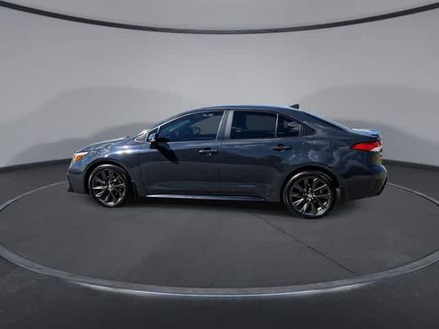 Used 2024 Toyota Corolla SE FWD image 5