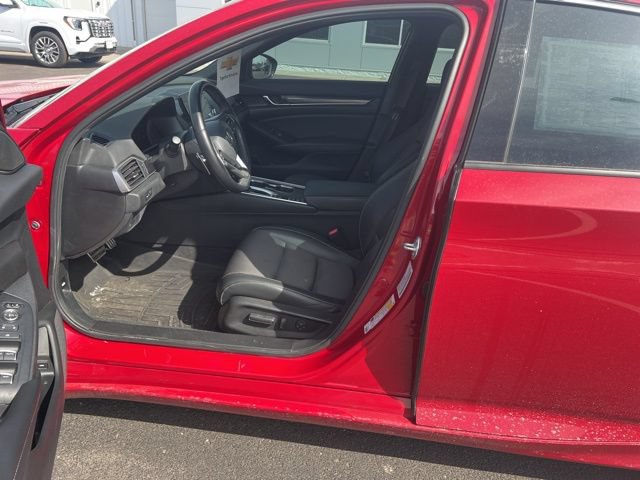 Used 2022 Honda Accord Sport image 10